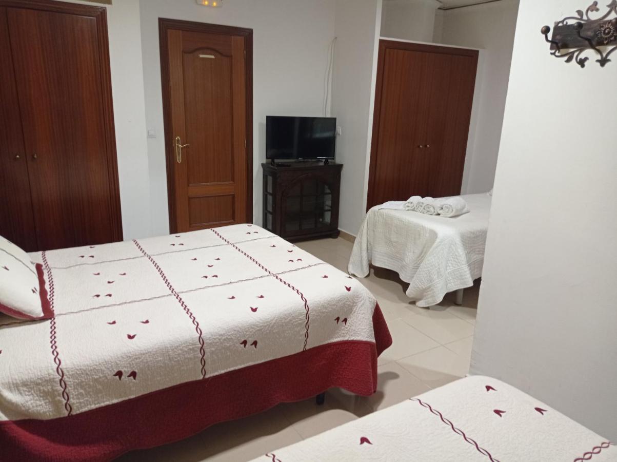 Hostal Cañamares الغرفة الصورة