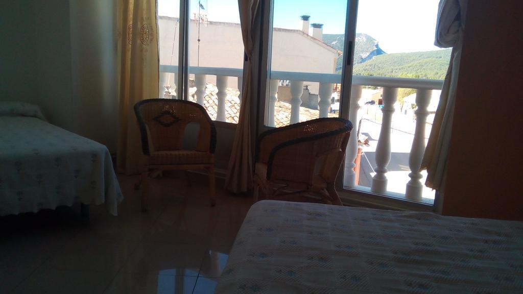 Hostal Cañamares المظهر الخارجي الصورة
