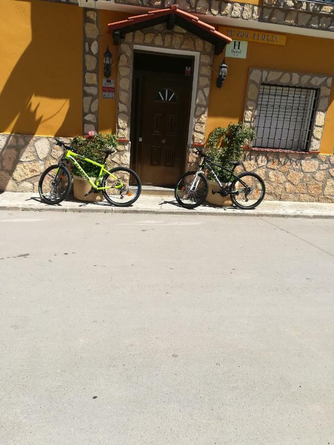 Hostal Cañamares المظهر الخارجي الصورة